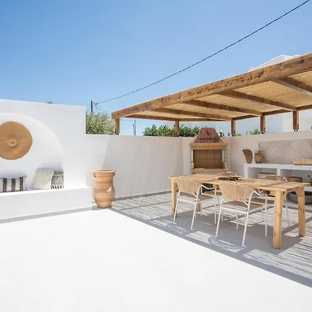 Zaia & Living, N2, Pool View Appartement *