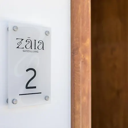 Zaia & Living, N2, Pool View * Gennadi