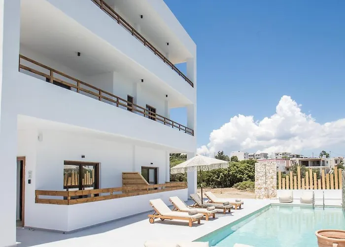 Zaia & Living, N2, Pool View Gennadi