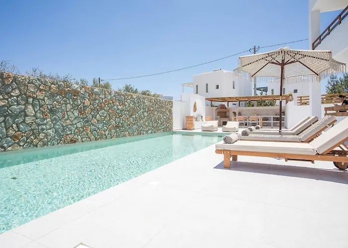 Zaia & Living, N2, Pool View Gennadi